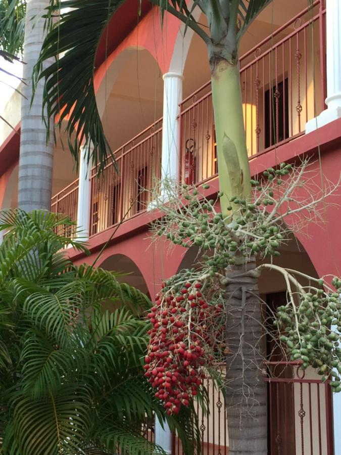Les Jardins Du Flamboyant Hotel Ziguinchor Exterior photo
