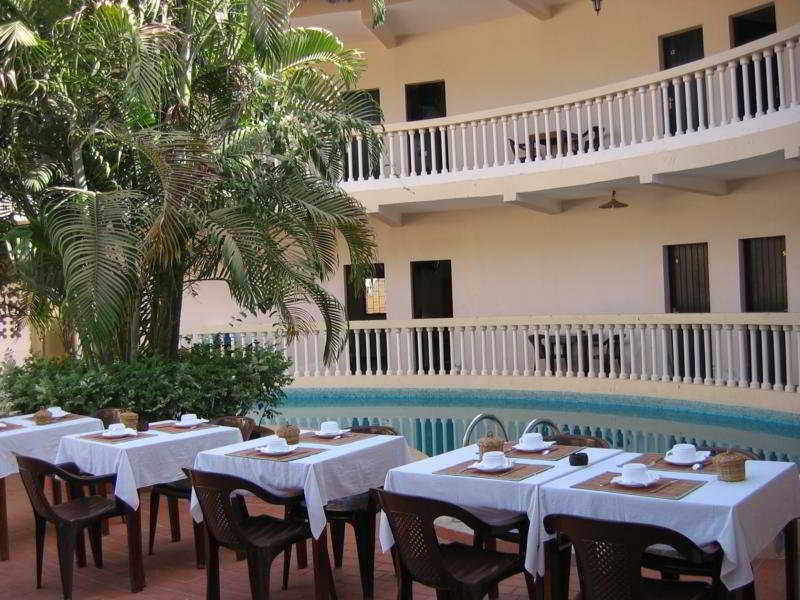Les Jardins Du Flamboyant Hotel Ziguinchor Exterior photo