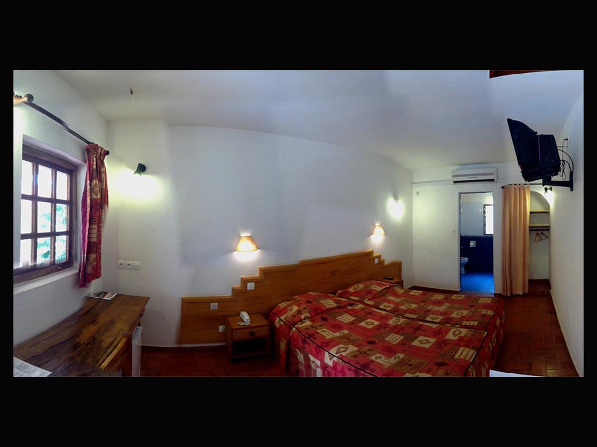 Les Jardins Du Flamboyant Hotel Ziguinchor Exterior photo