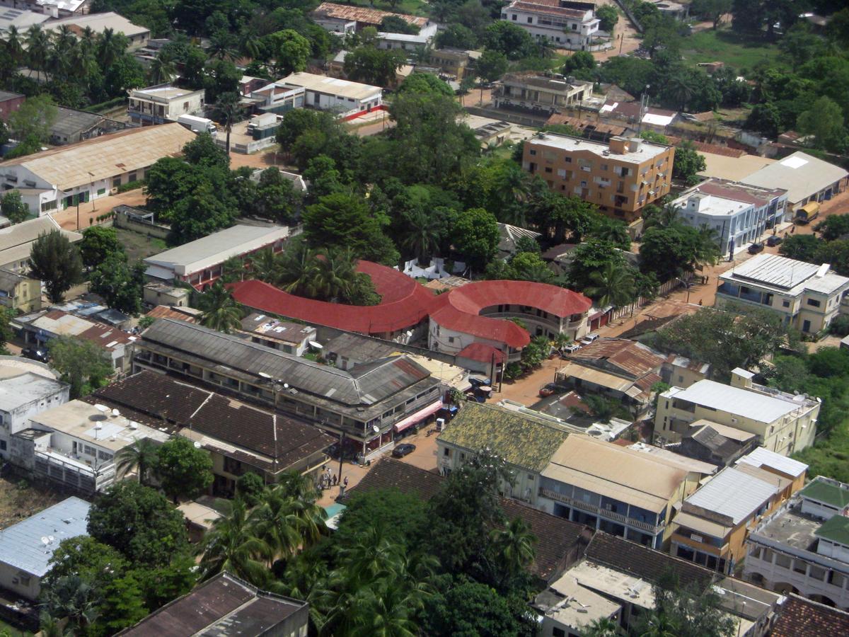 Les Jardins Du Flamboyant Hotel Ziguinchor Exterior photo