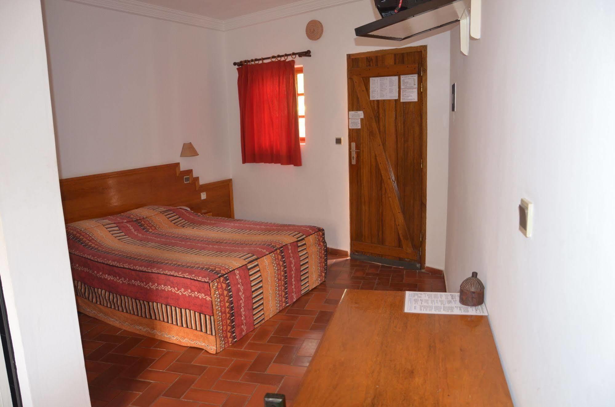 Les Jardins Du Flamboyant Hotel Ziguinchor Exterior photo